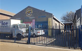 550 m² Commercial space in Primrose