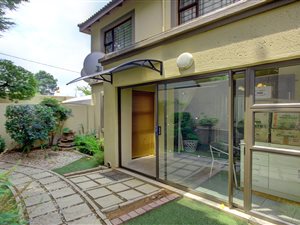 2 Bed Apartment in Franklin Roosevelt Park