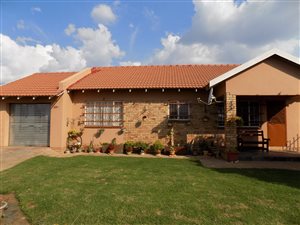 3 Bed House in Swartruggens