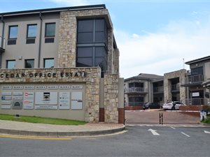 150 m² Commercial space in Fourways