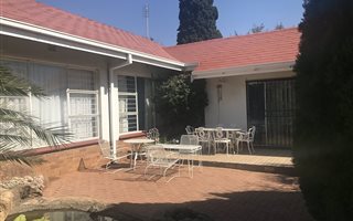 4 Bedroom House in Adamayview