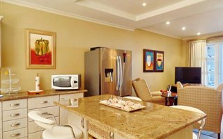 2 Bedroom Apartment in Pinnacle Point Golf Estate