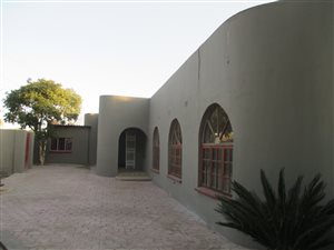 5 Bed House in Eersterust