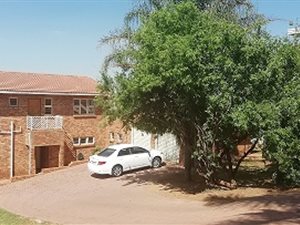 3 Bed House in Rangeview