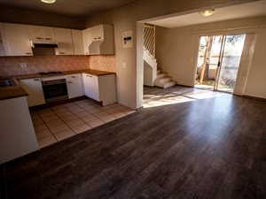 2 Bed Duplex in Hennopspark