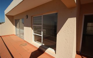 2 Bedroom Apartment in Constantia Kloof