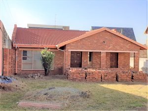 497 m² Land available in Lenasia