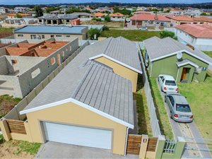 3 Bed House in Overbaakens