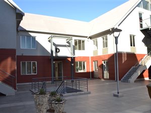 299 m² Office Space in Faerie Glen