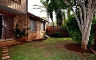 5 Bedroom House in Wierda Park