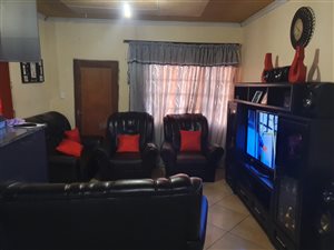 3 Bed House in Klipfontein View