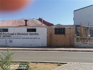 350 m² Commercial space in Germiston South