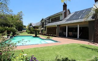 4 Bedroom House in Dowerglen and Ext