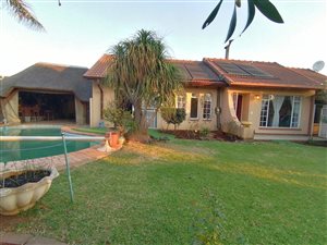 6 Bed House in Krugersrus