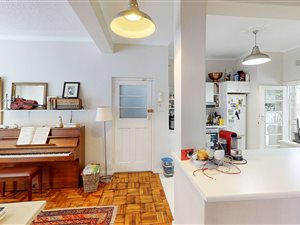 2 Bed Apartment in Tamboerskloof