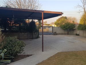 1 Bed Garden Cottage in Primrose