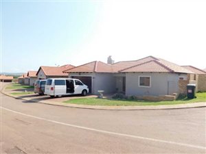3 Bed House in Monavoni