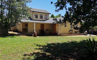 3 Bedroom House in Waterkloof Glen