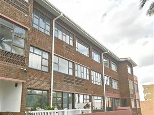 2 Bed Apartment in Scottburgh Central
