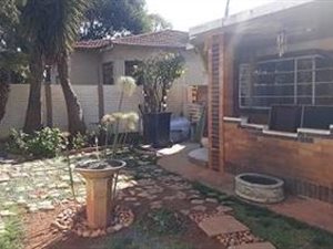4 Bed House in Albertville
