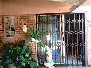 2 Bed Townhouse in Mookgophong (Naboomspruit)