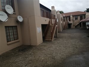 2 Bed Flat in Brits Central