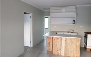 2 Bedroom Apartment in Retreat