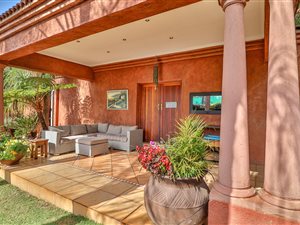 4 Bed House in Centurion Golf Estate