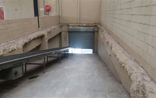 2537 m² Industrial space in Springfield Park