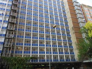 1.5 Bed Apartment in Berea