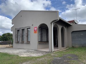 3 Bedroom House in Grosvenor