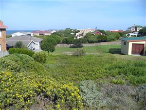 677 m² Land available in Franskraal