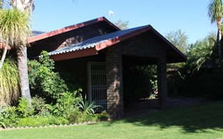 4 Bedroom House in Keidebees