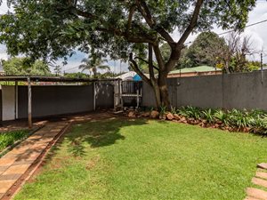 4 Bed House in Westdene
