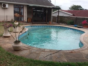 4 Bed House in Woodhaven