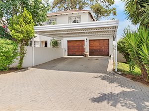 3 Bed Townhouse in Kyalami Hills
