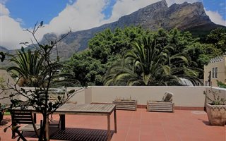 3 Bedroom Apartment in Higgovale