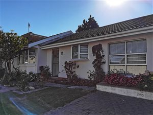 5 Bed House in Tuscany Glen