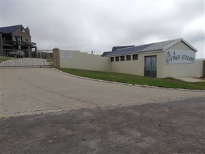 198 m² Land available in Hartenbos Heuwels