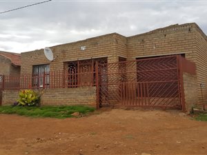 3 Bed House in Orange Farm