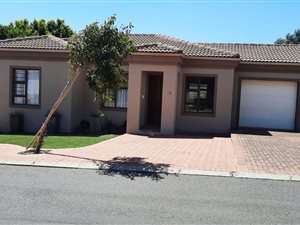3 Bed House in Rosedale Estate