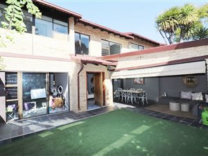 3 Bed Townhouse in Strathavon