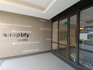 116 m² Commercial space in Southdowns Estate
