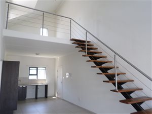 2 Bed Apartment in Dainfern