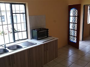 1 Bed Garden Cottage in Kensington