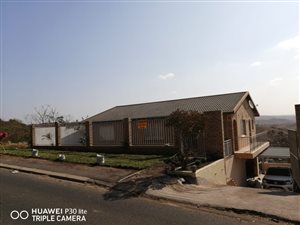 5 Bed House in Dawncrest