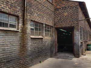 720 m² Industrial space in Booysens