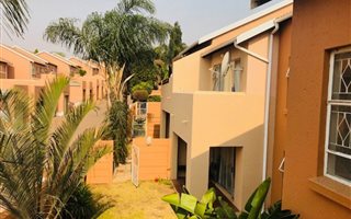 2 Bedroom Apartment in Vorna Valley