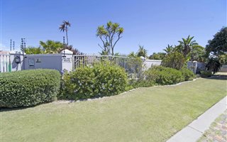 4 Bedroom House in Melkbosstrand