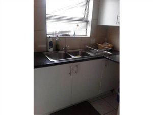 3 Bed Garden Cottage in Edenglen